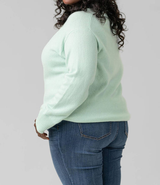 Vince - Rib Trim V-neck Sweater - Plus Size