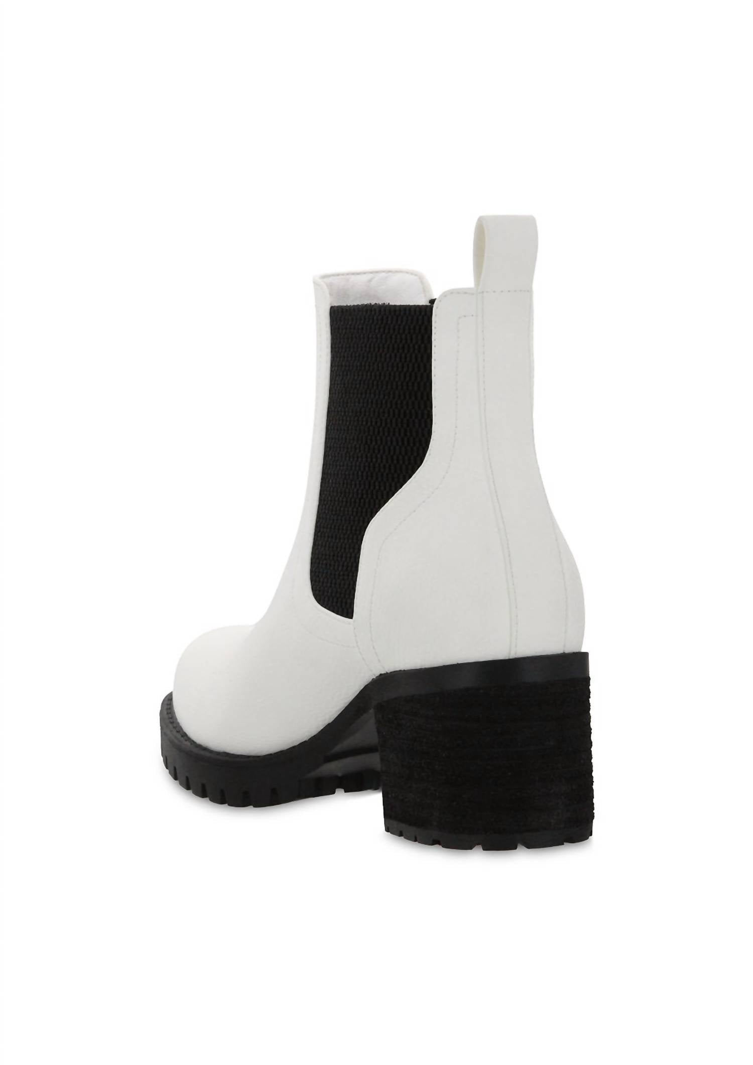 Mia - Women's Jonna Heeled Boot