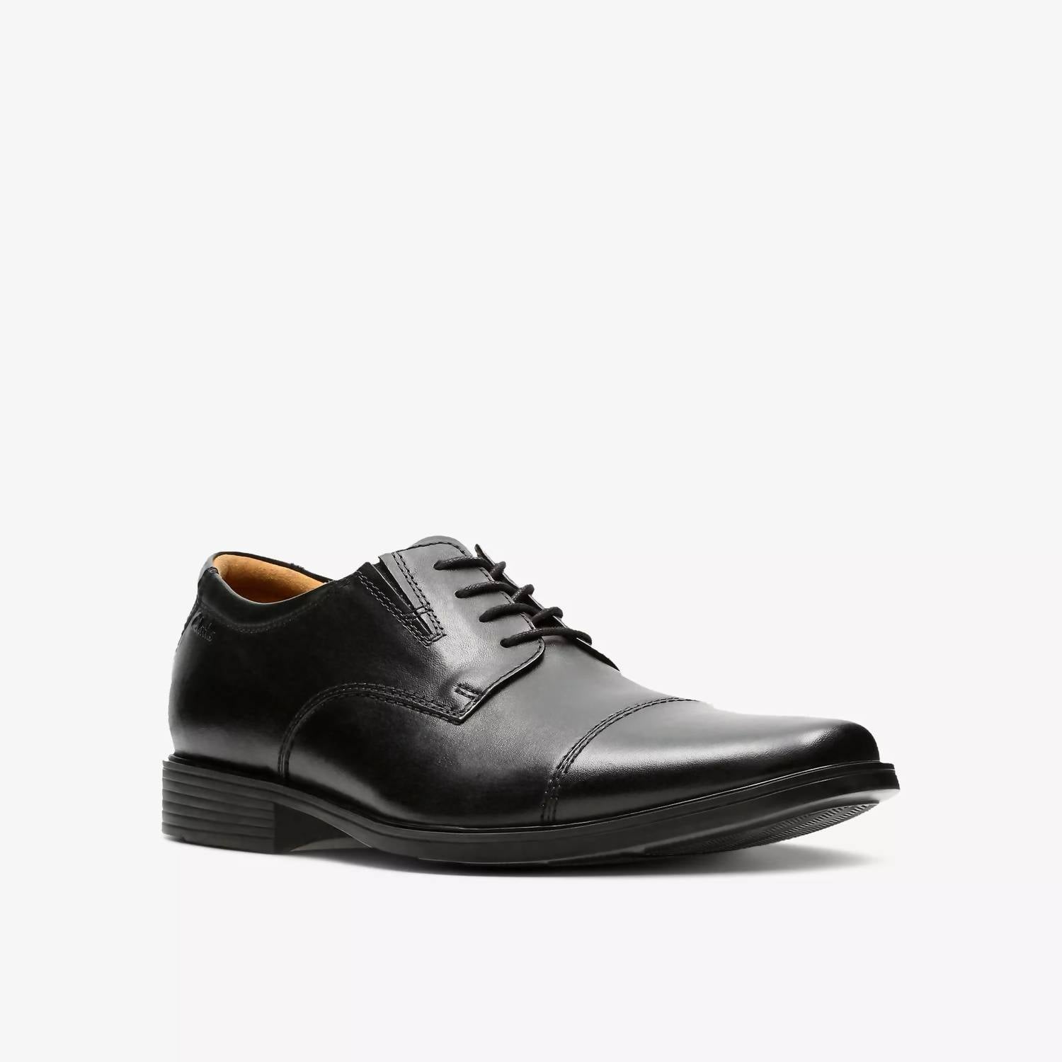 Clarks Men's Tilden Cap Shoes in black - men's shoe