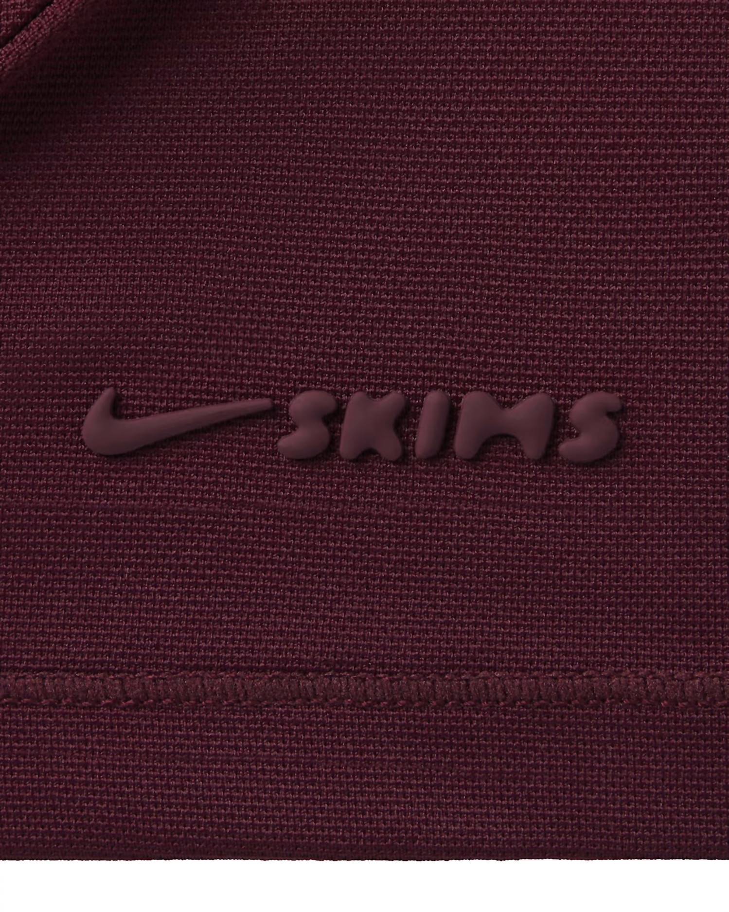 Nikeskims - Airy Relaxed Short