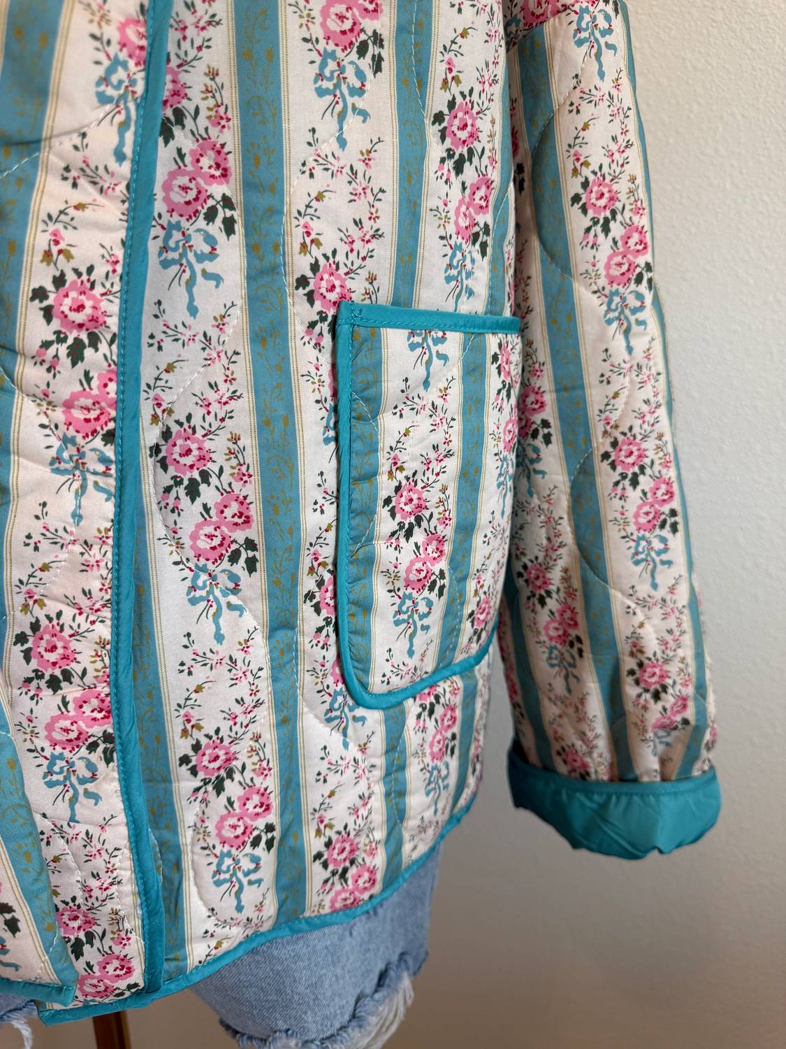Davi & Dani - Women's Floral Quilted Jacket