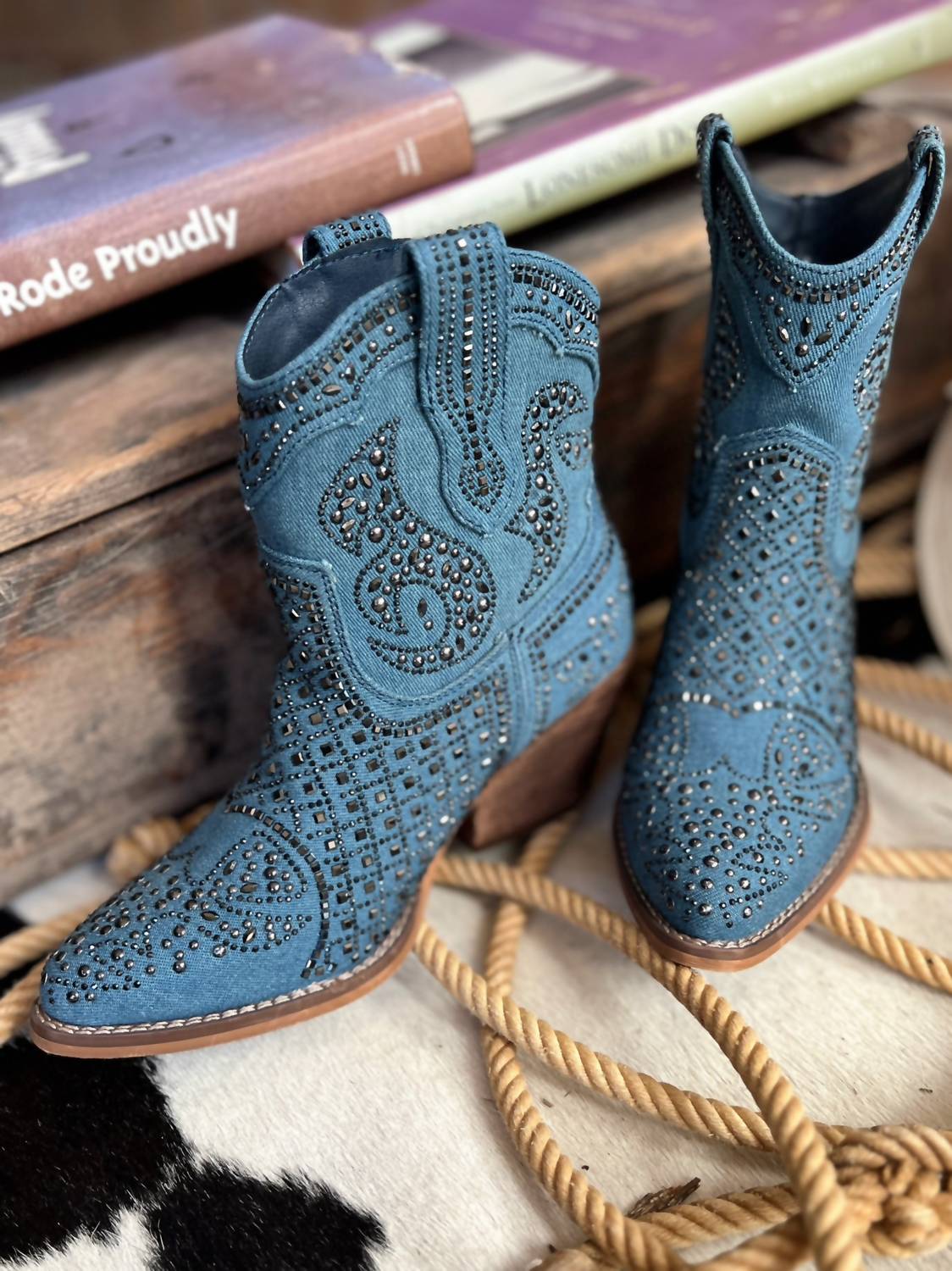Very G - Women's On My Own Denim Booties