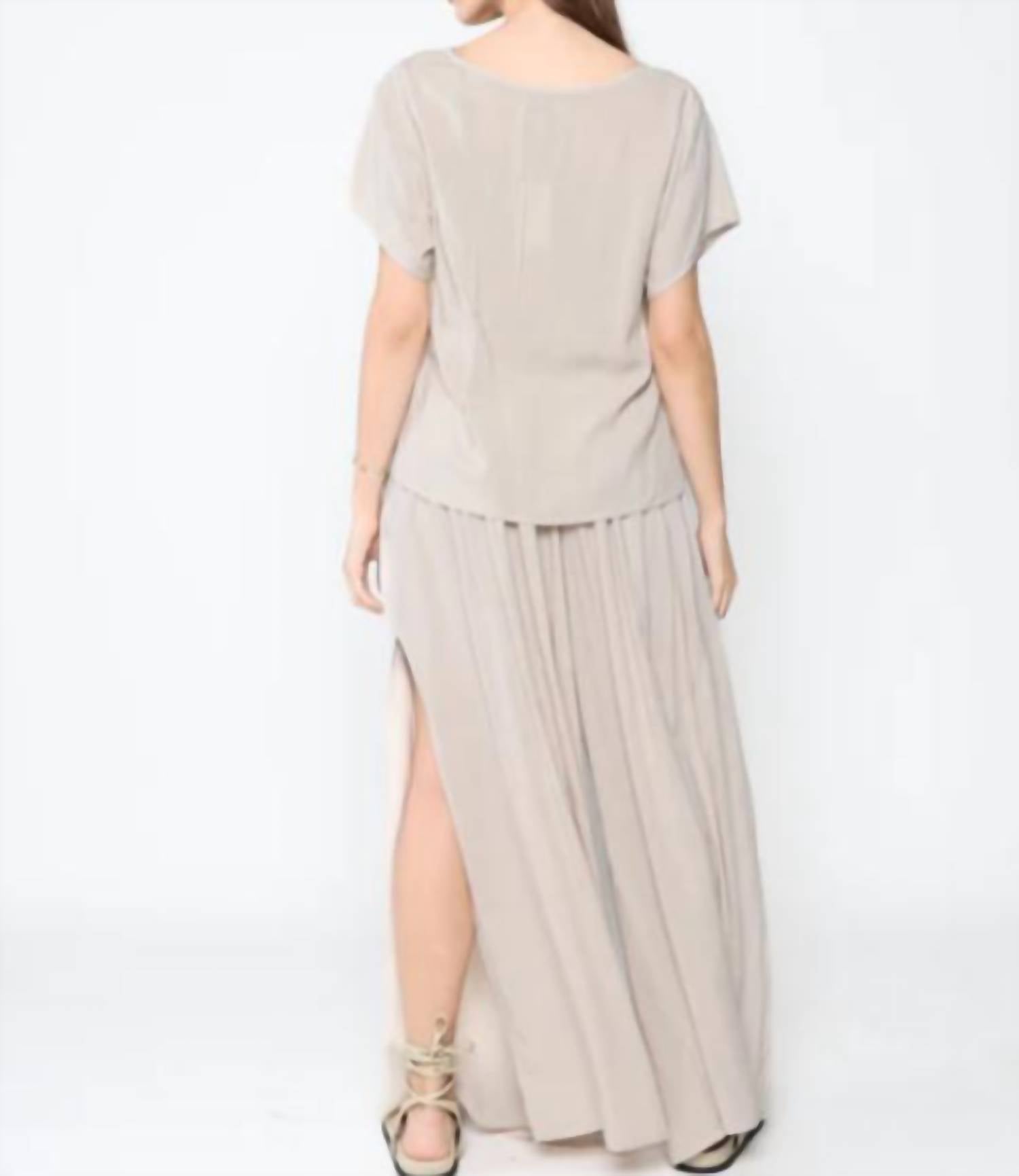 Ripley Rader - Linen Every Day V Neck Top