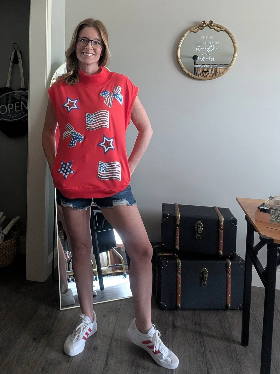 Evela Inc. - PATRIOTIC SEQUIN TOP