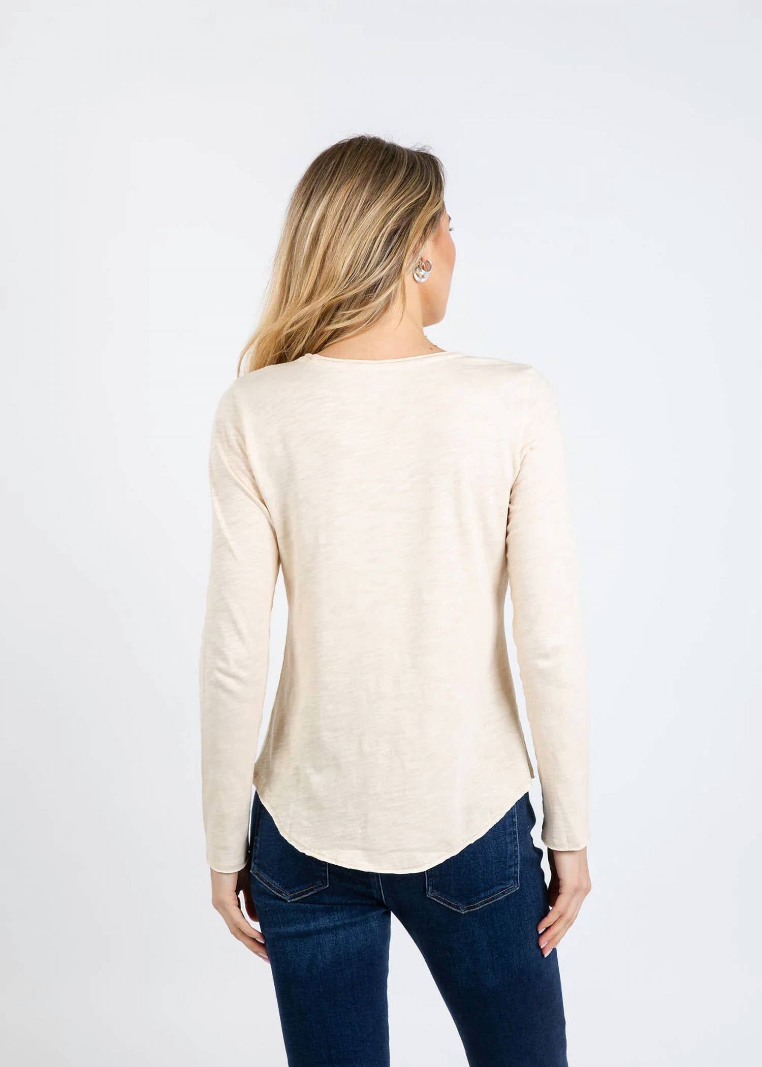 Elliott Lauren - Lilly Long Sleeve Tee