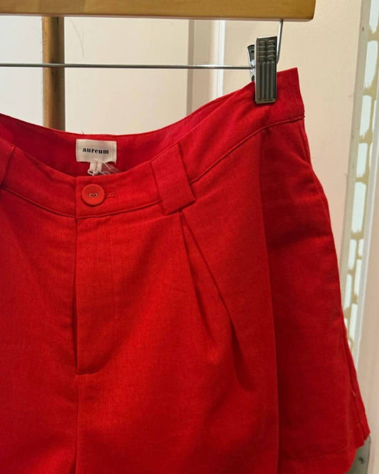 Aureum - Women's High-waisted Tailored Shorts