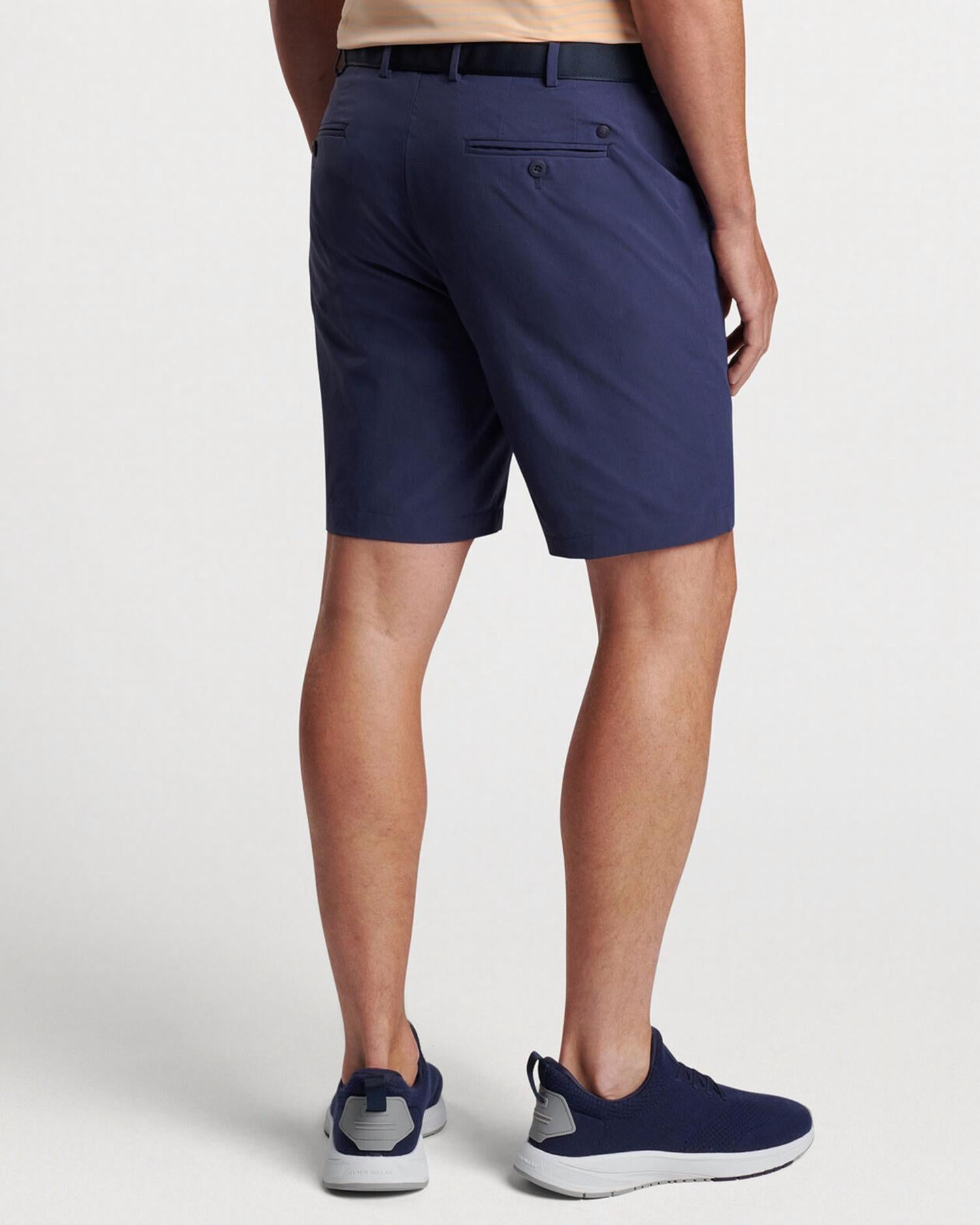 PETER MILLAR Surge Performance Short in navy 1 - men's shorts - detail view