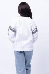 Elliott Lauren - Bohemian Style With Embroidery Top