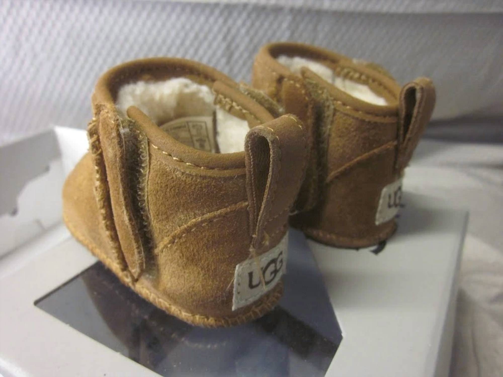Ugg - Baby Classic Ultra Mini Shoes