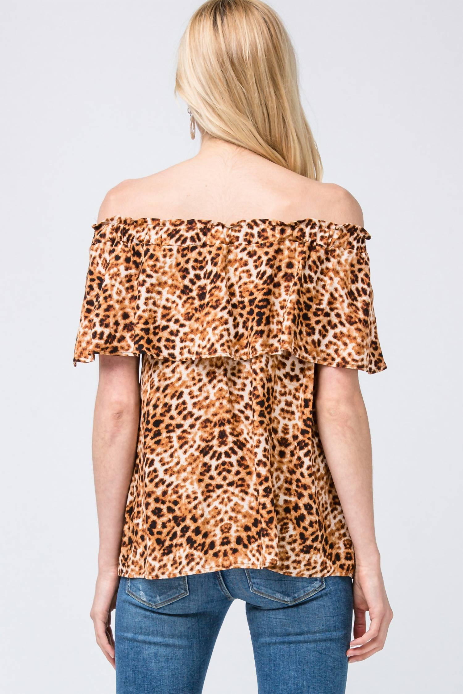 Entro - Leopard Print Off The Shoulder Top