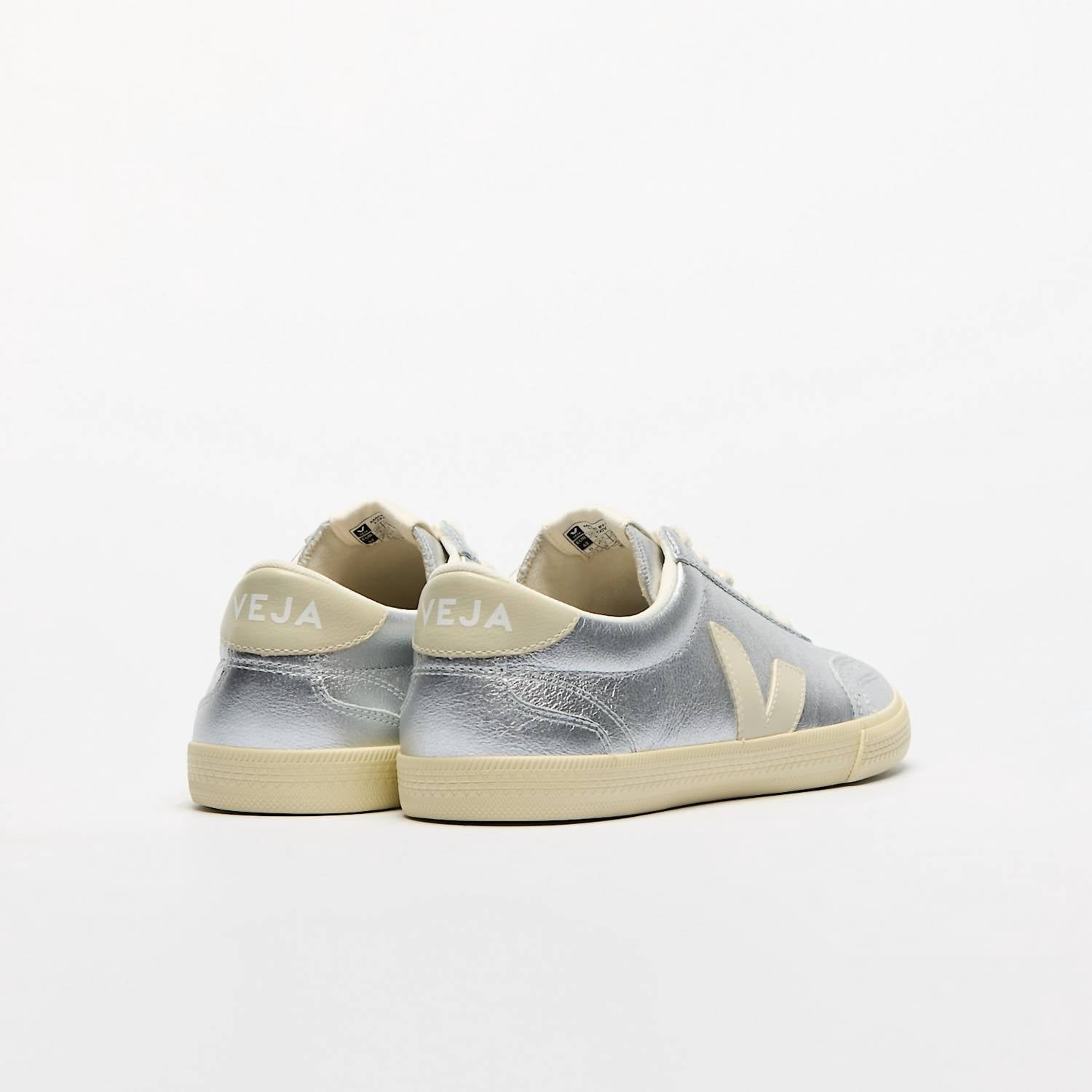 Veja - Women's Volley OT Leather Sneaker