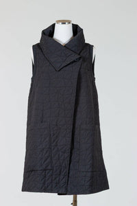 Olivia By Habitat - Kaleidoscope Quilt Angled Pocked Vest