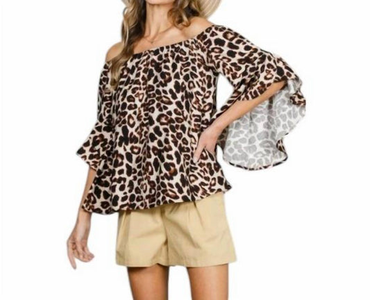 Vine & Love - Off the Shoulder Leopard Printed Top