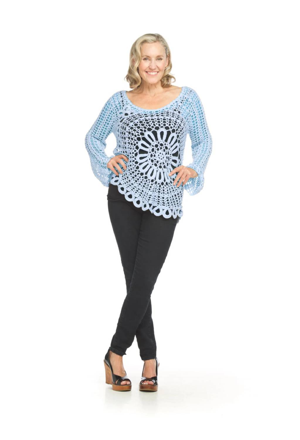 Papillon - Floral Crochet Angle Hem Top
