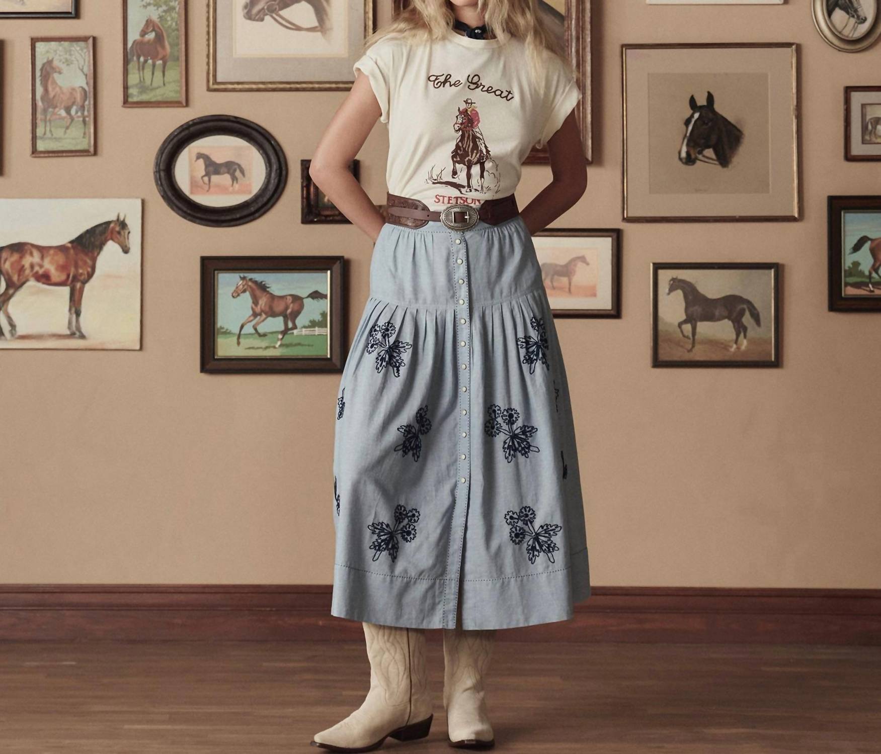 THE GREAT. Boxy Crew Stetson Graphic Tee in washed white - women's t-shirt - detail view