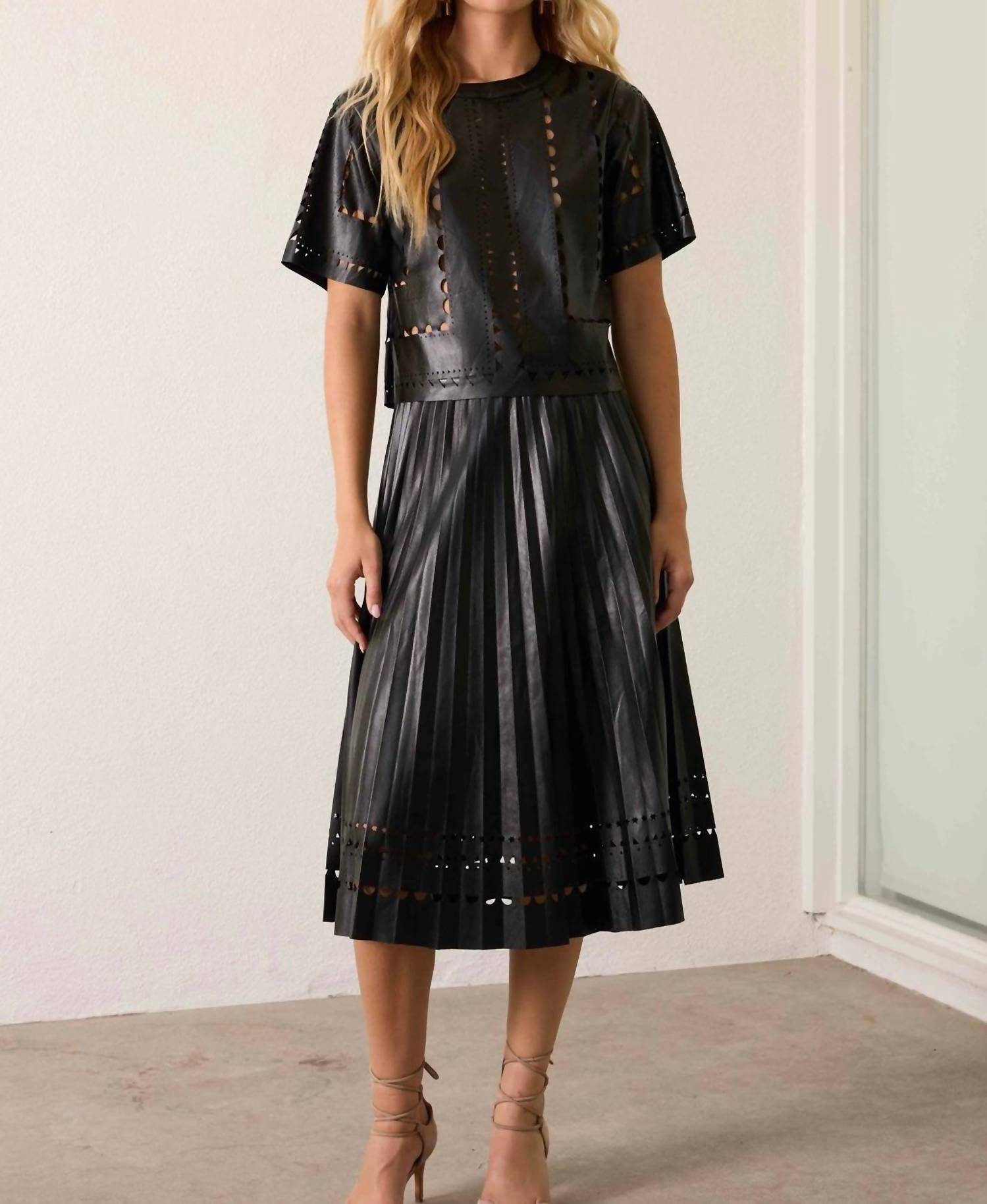 CABALLERO Alana Skirt in black 1 - women's skirt - detail view