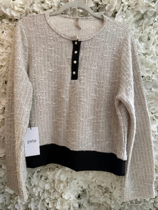 Pete - Women's Contrasting Snap Sweater