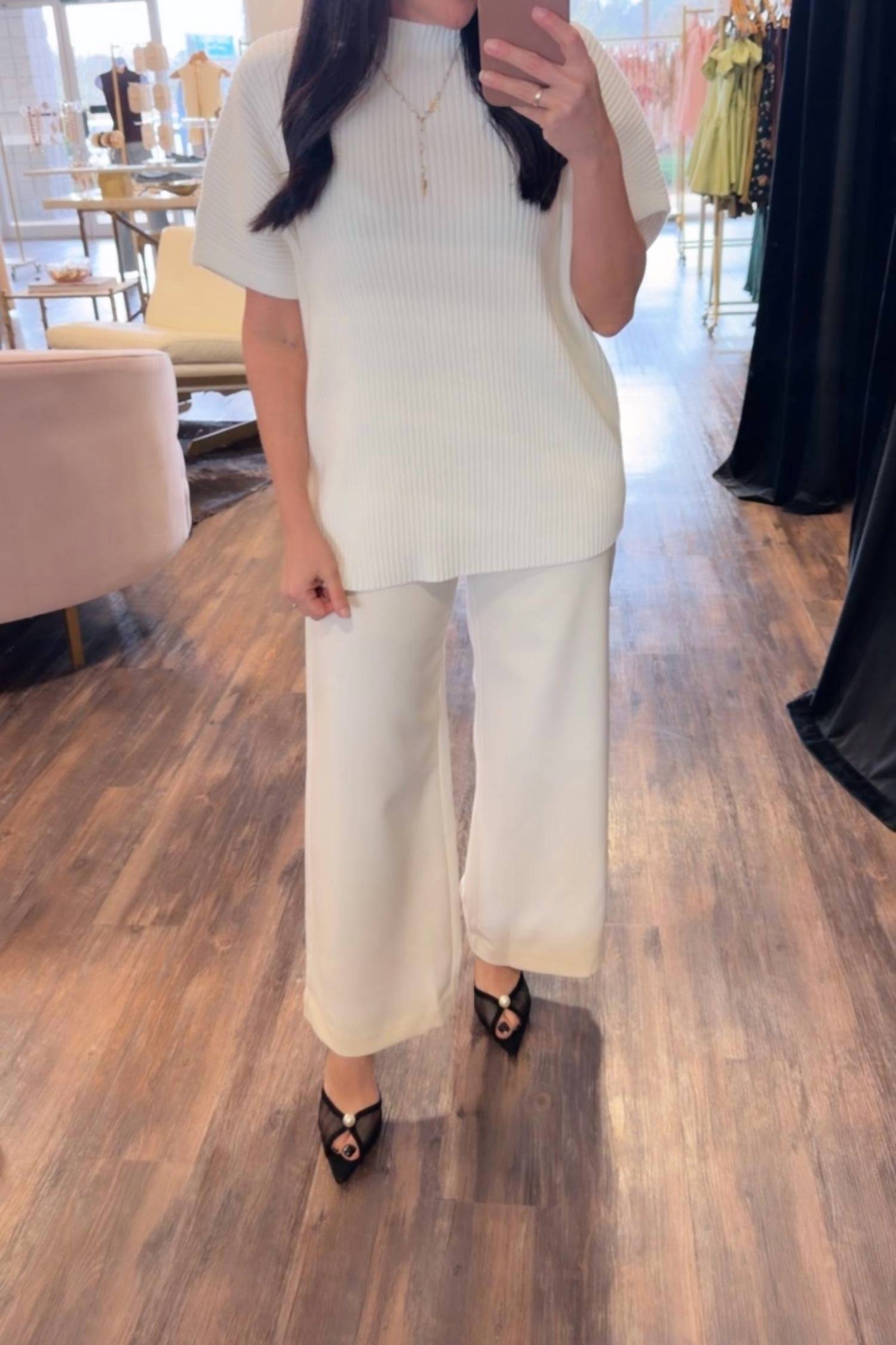 Glam - Addison Ribbed Mock Neck Top