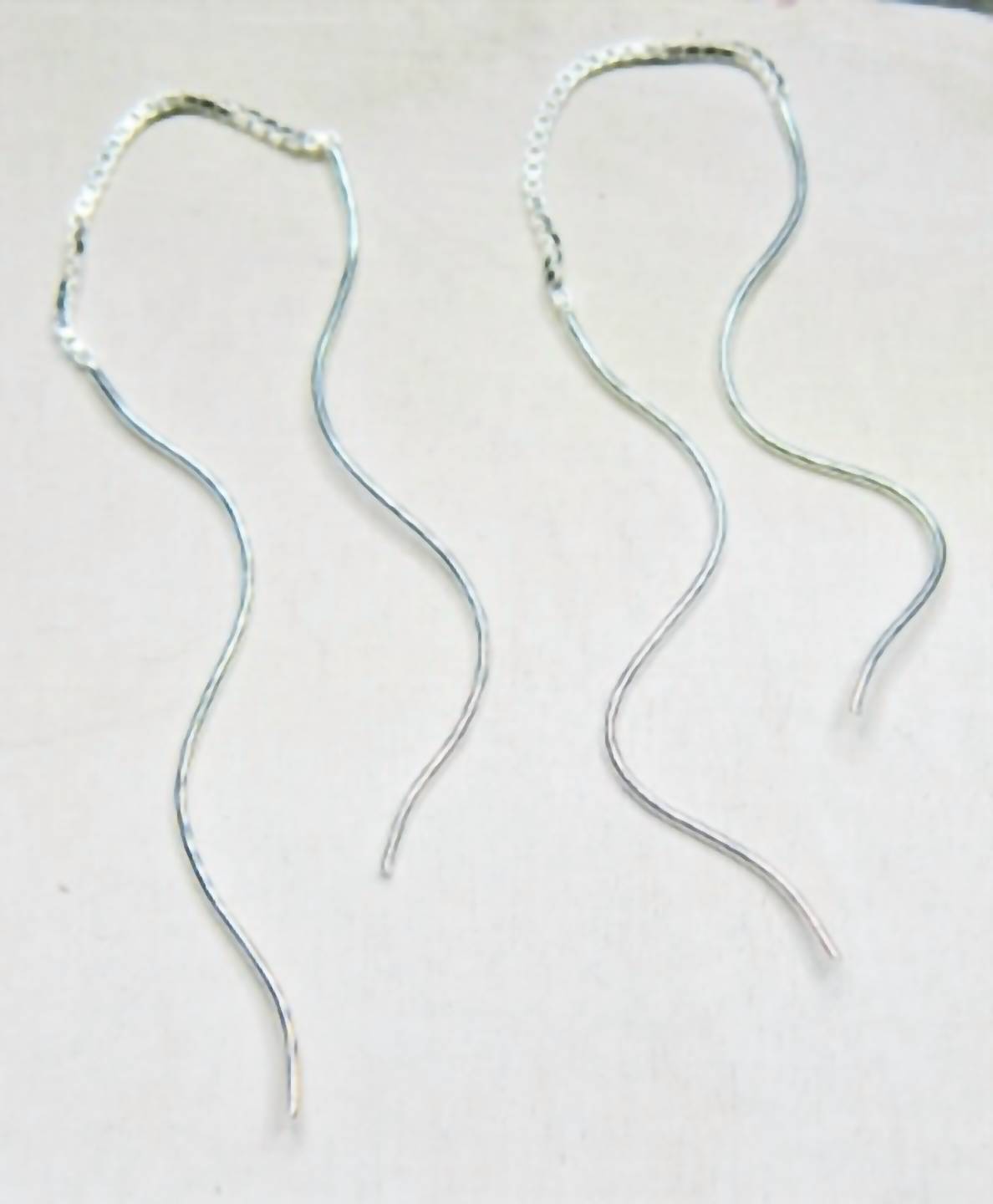 Sosie - Women's Wavy Bar Threader Earrings