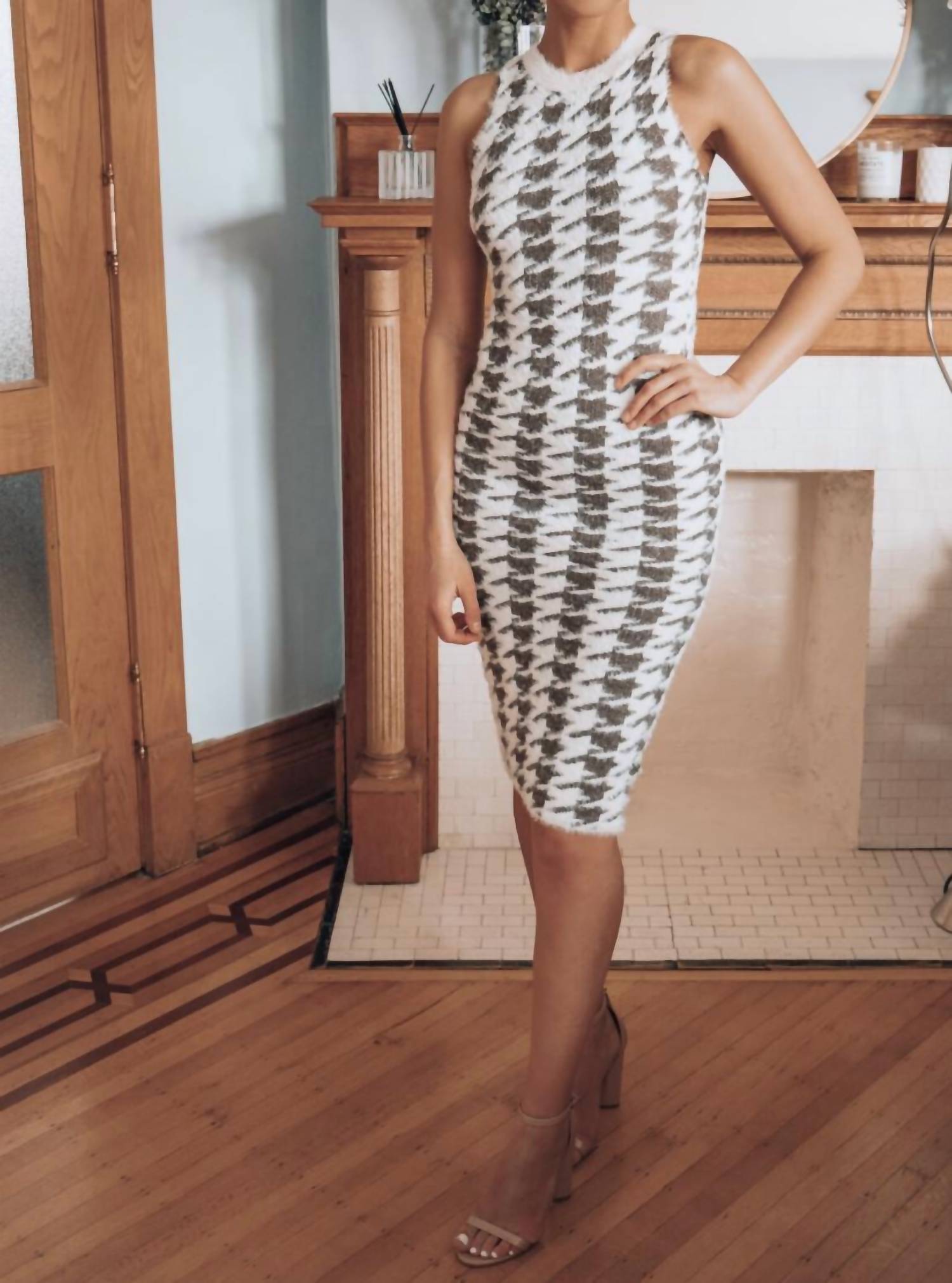 Endless Blu. - Houndstooth print sweater knit dress