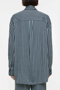 Closed - oversize shirt