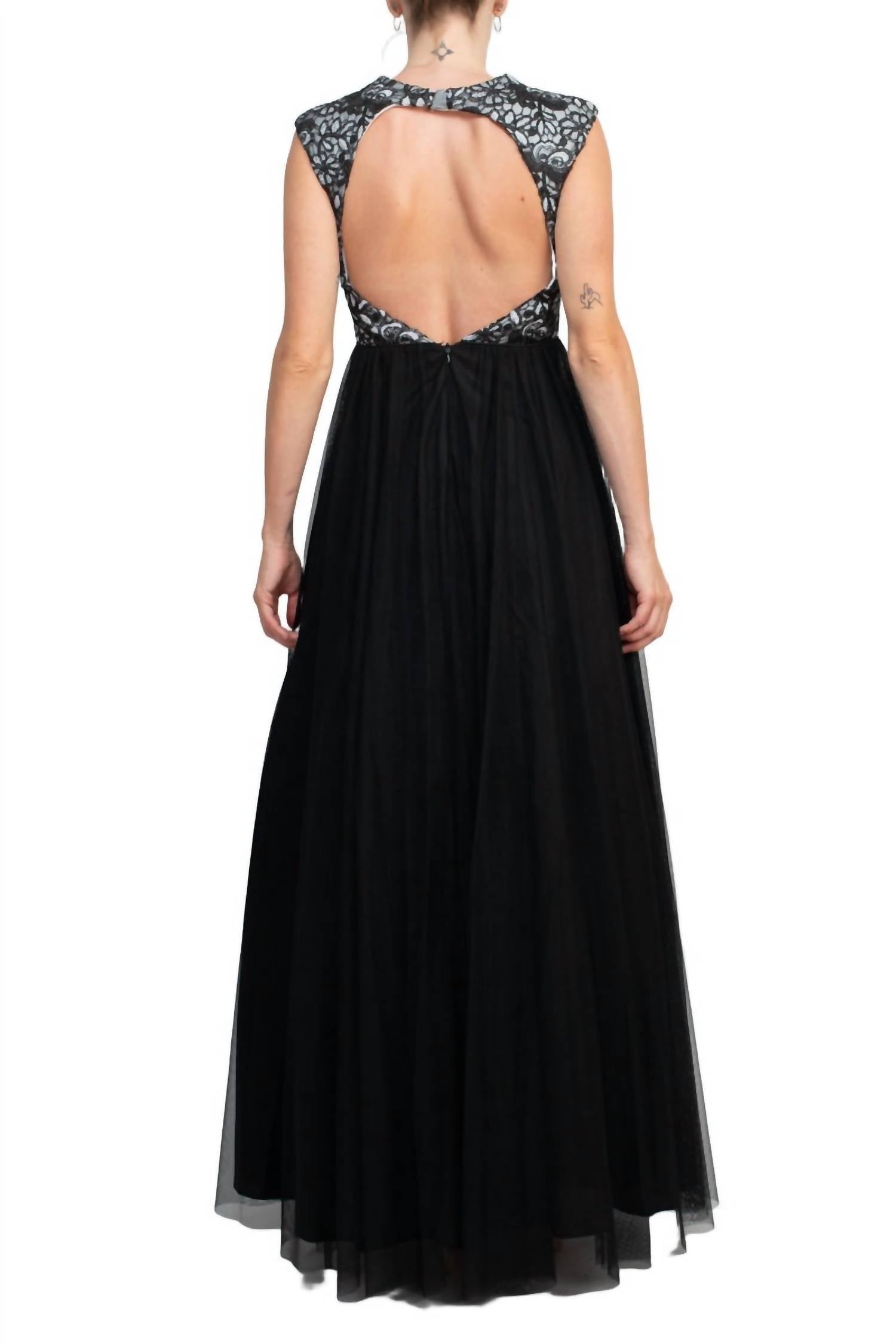 Aidan Mattox - Floral Open Back Embroidered Bodice Ruched Mesh Dress