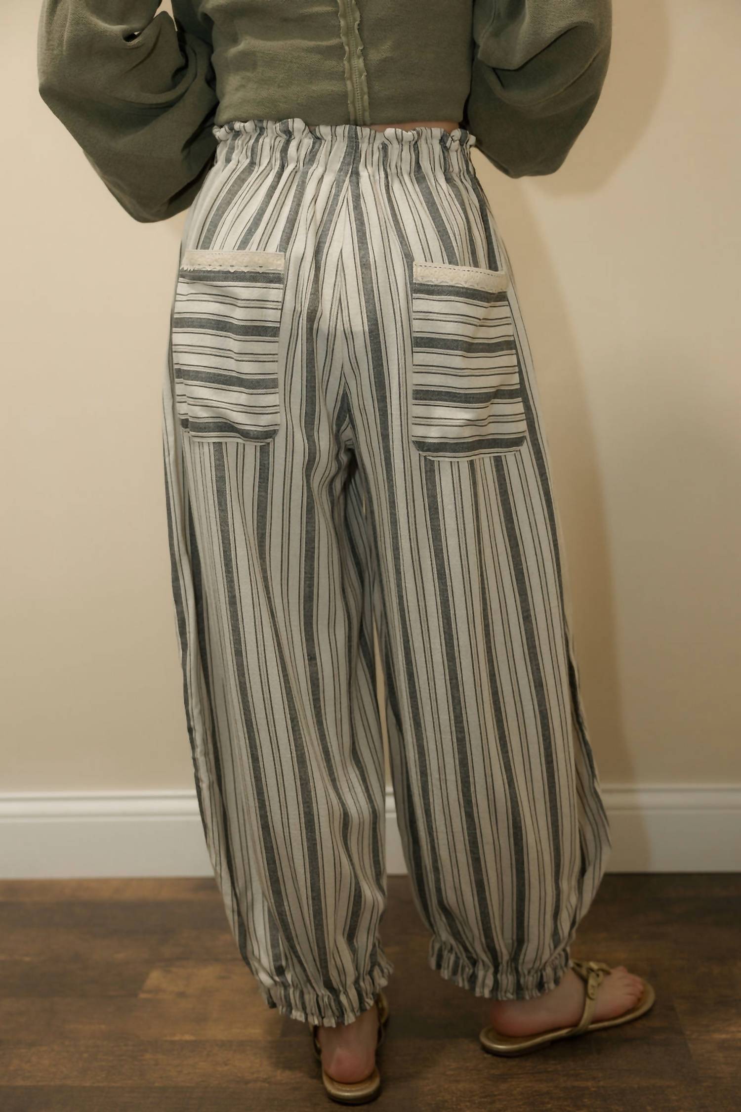 Mittoshop - Stella Stripe Crochet Flower Pants