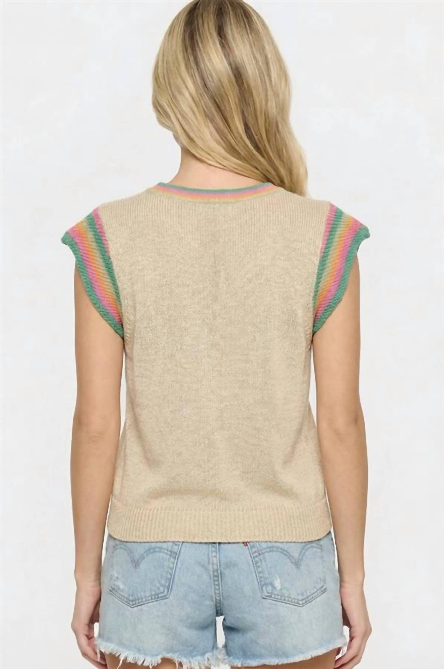 Staccato - Multi Accented Flutter Sleeve Top