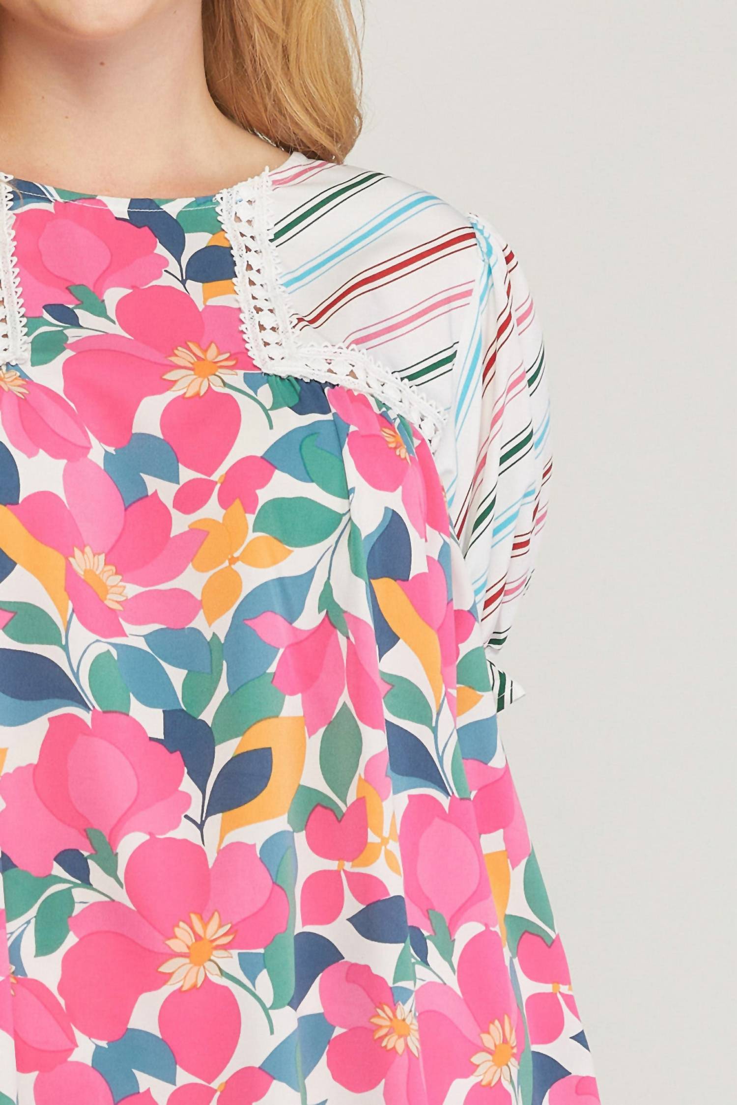 Entro - Mixed Print & Lace Blouse