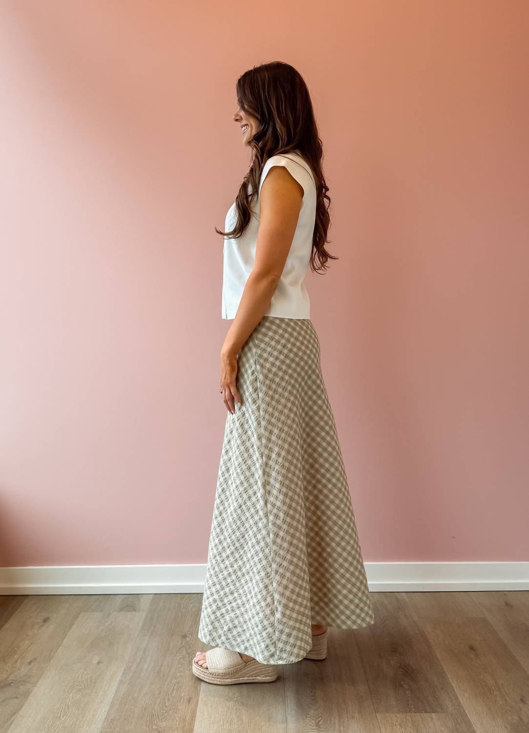 Things Between Harper Maxi Skirt in pink green - women's skirt - detail view