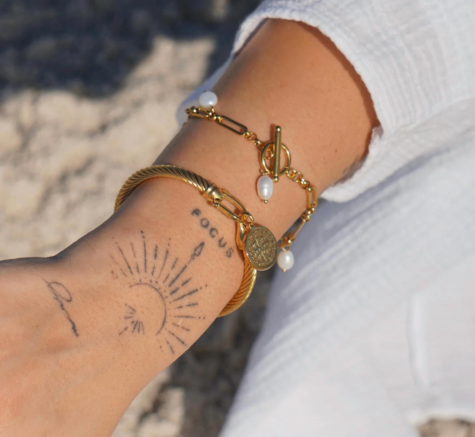 Ellie Vail Women's Maya Coin Bracelet in gold - women's jewelry - detail view