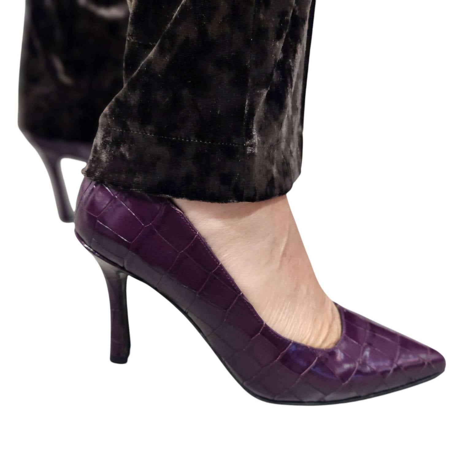Pedro Anton - Women's Heeled Pumps