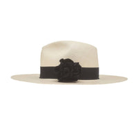 Ninakuru - Sabine Hat