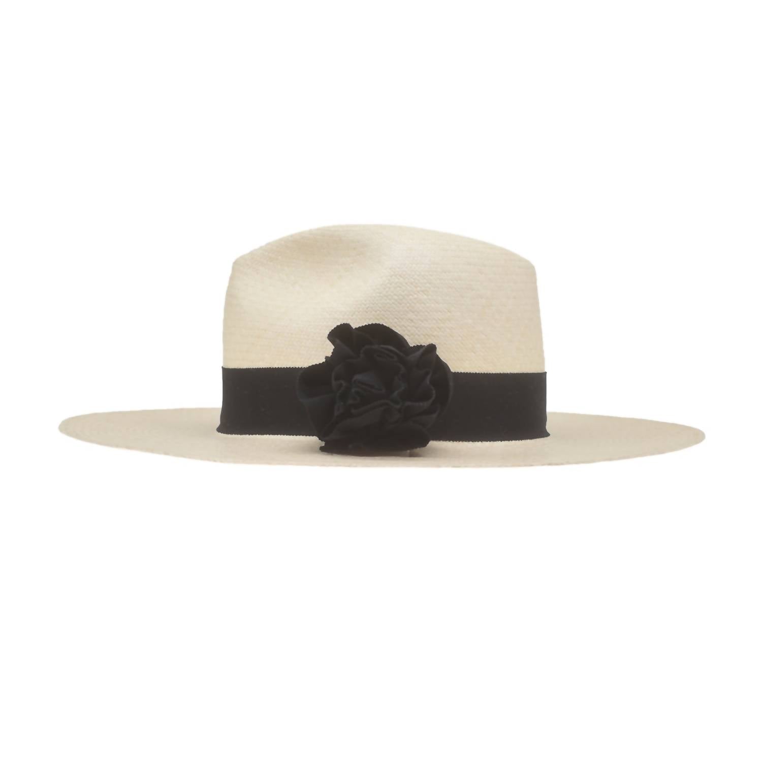 Ninakuru - Sabine Hat