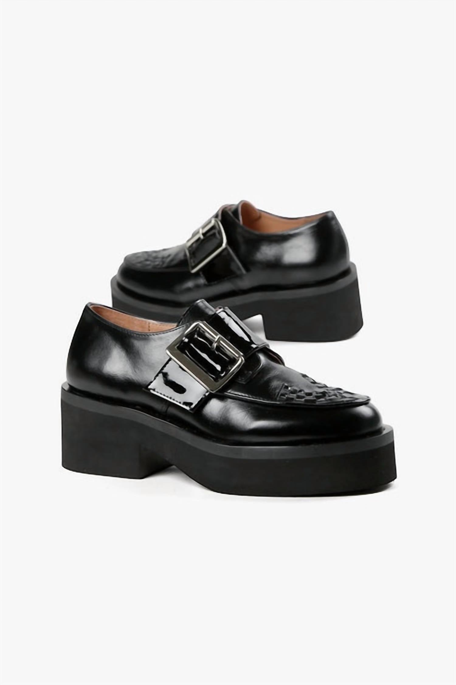 All Black - Women's Woven Solid Luggs Shoes