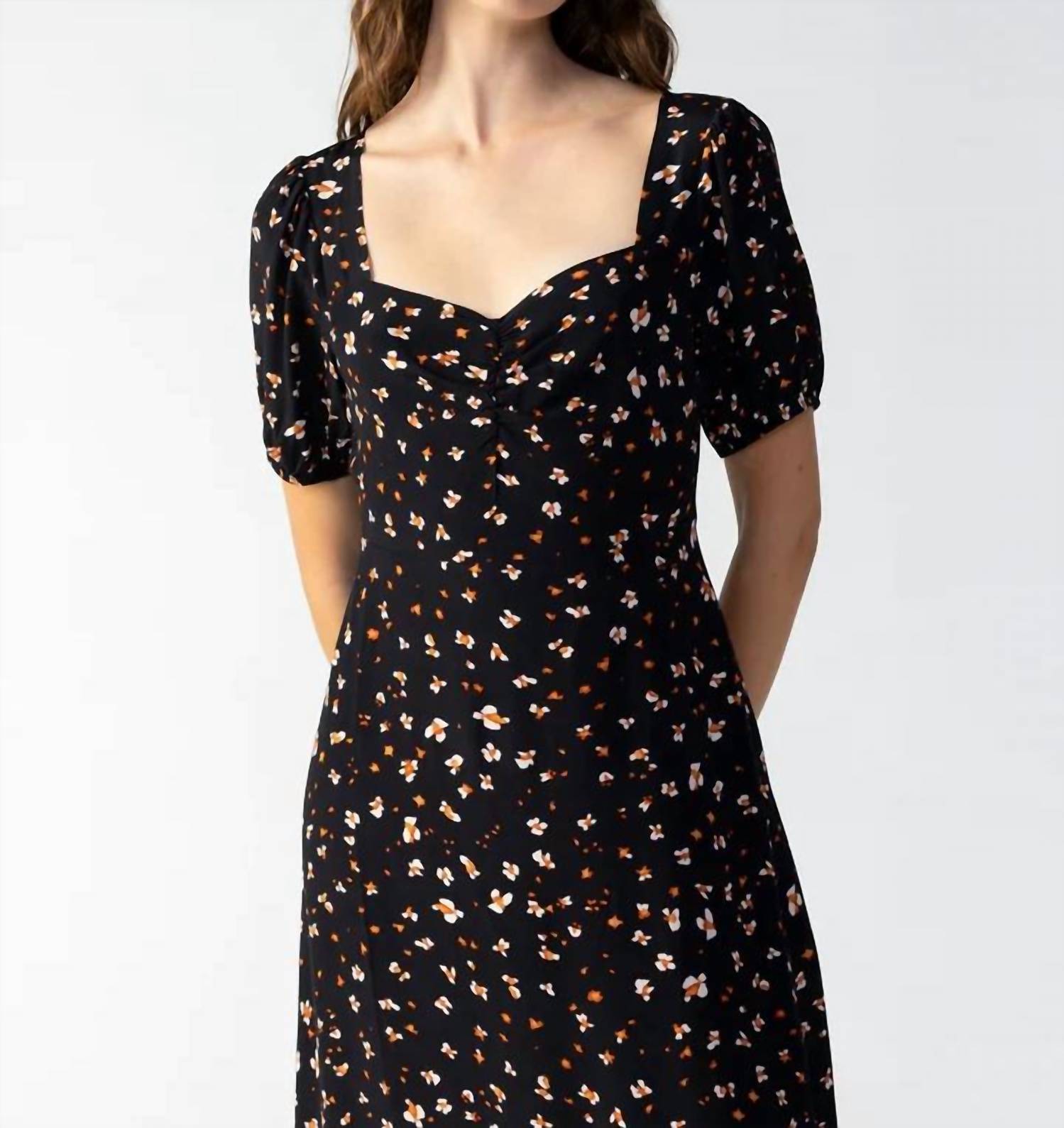 Sanctuary - Sweetheart Neckline Midi Dress