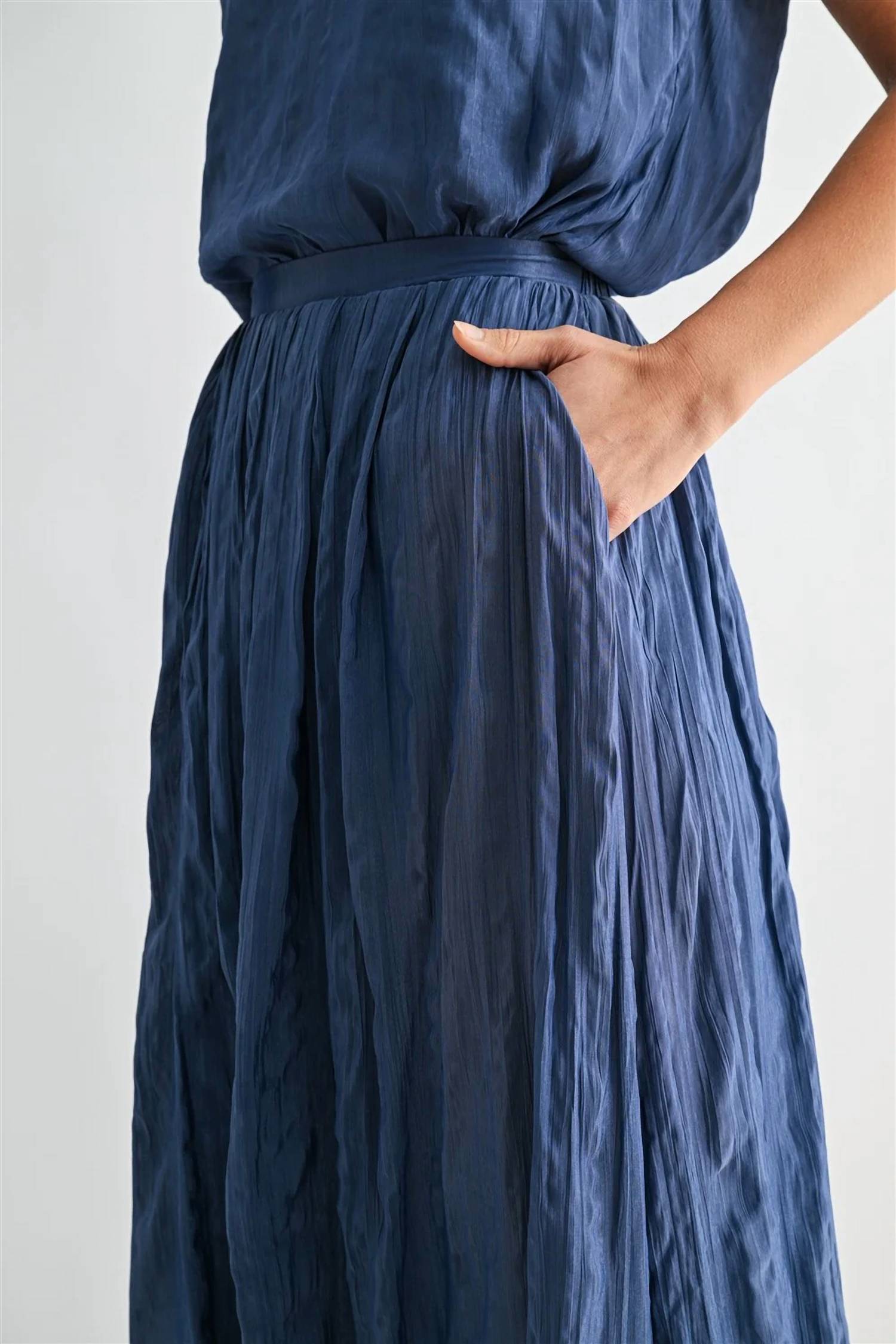 Fun 2 Fun - Lena Crinkle Satin Midi Skirt