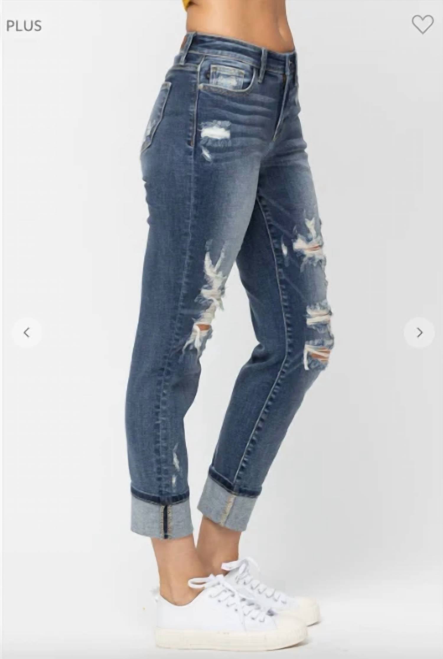 Judy Blue - Mid Rise Boyfriend Jeans
