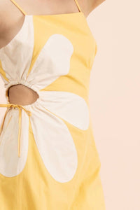 Very J - Side Cutout Floral Detail Resort Midi Dress