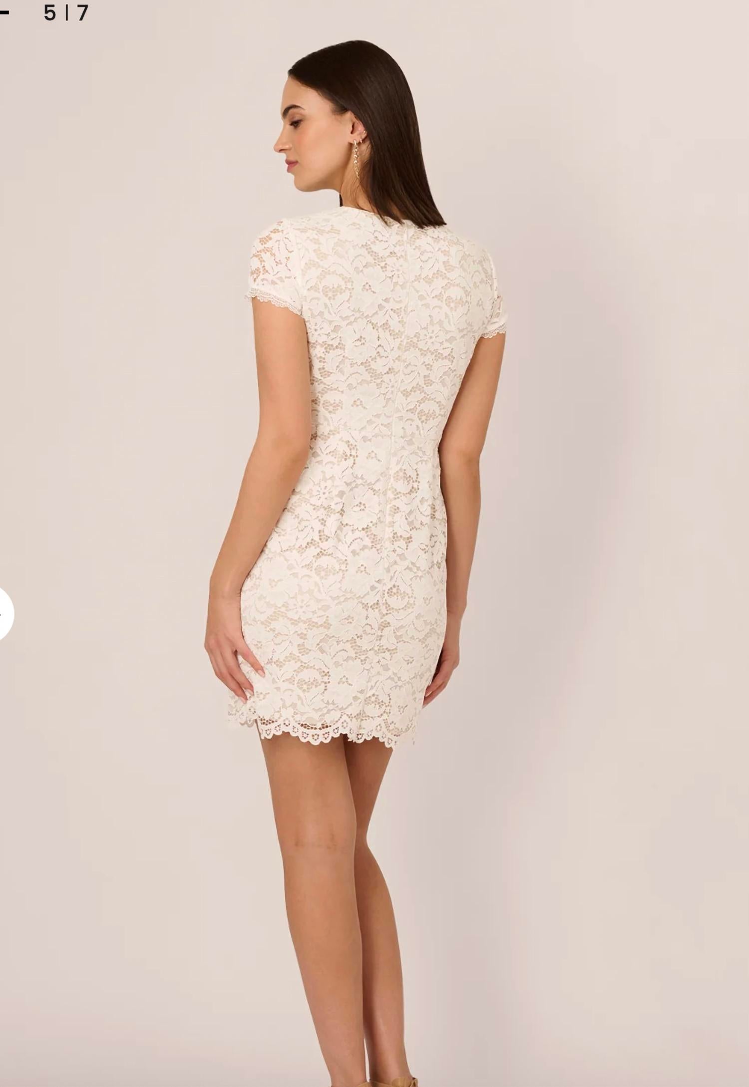 Adrianna Papell - lace Dress