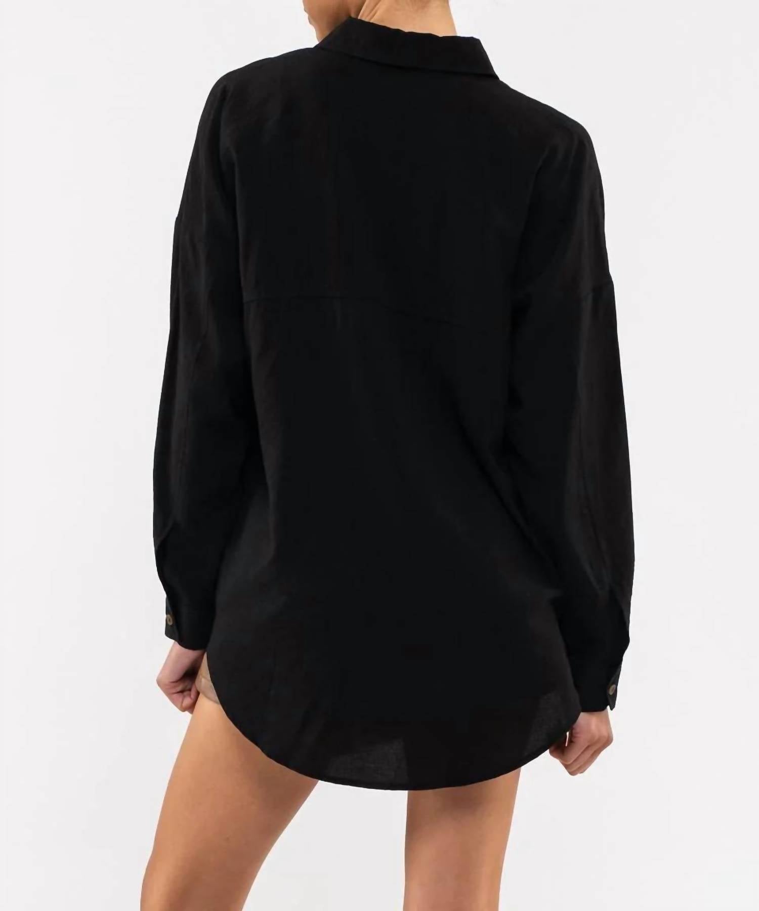 Blu Pepper - Oversized Button-down Shirt