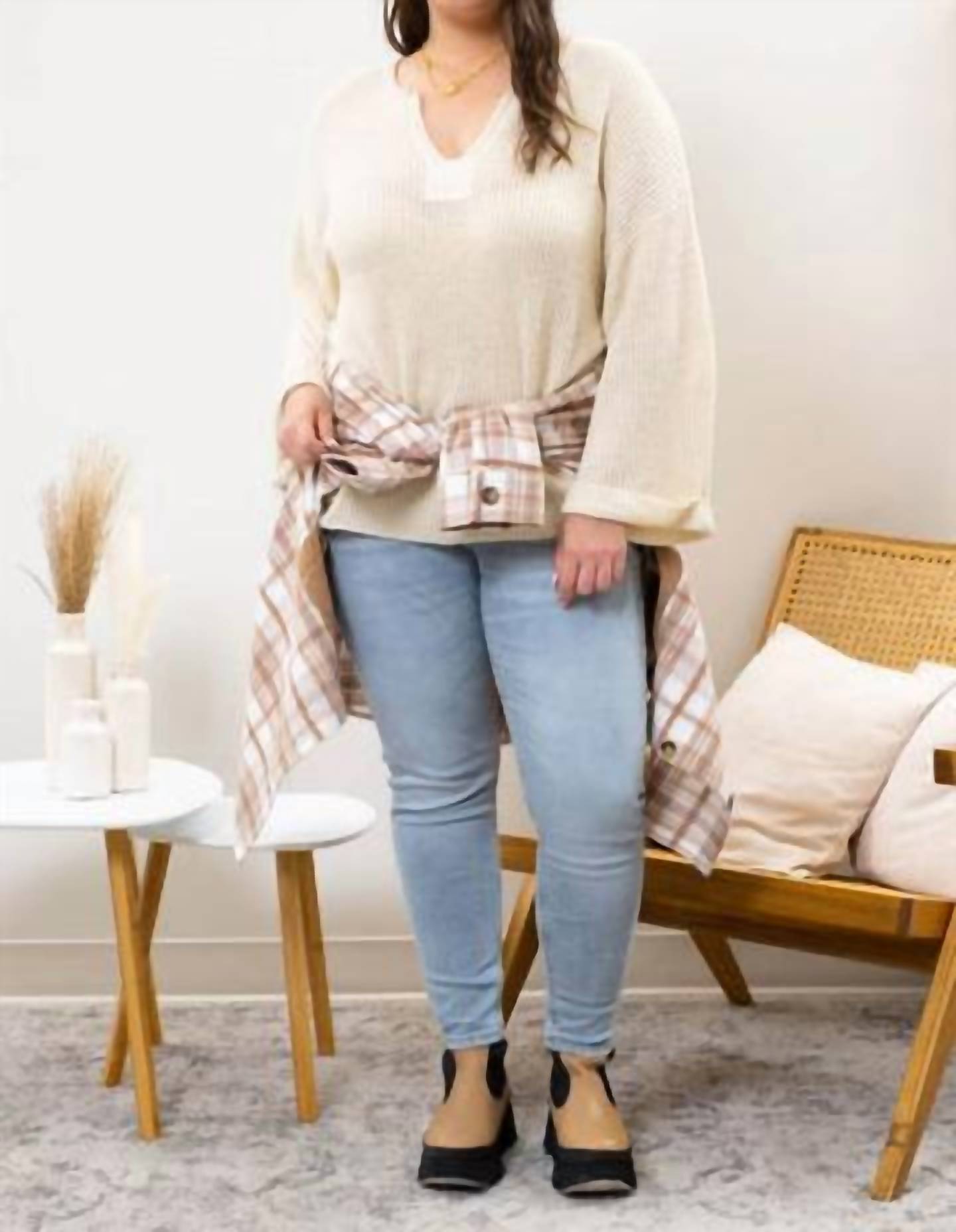 Blu Pepper - Soft Light Weight V-neck Sweater