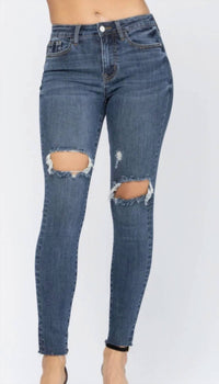 Judy Blue - Mid Rise Destroyed Knee Skinny Jeans