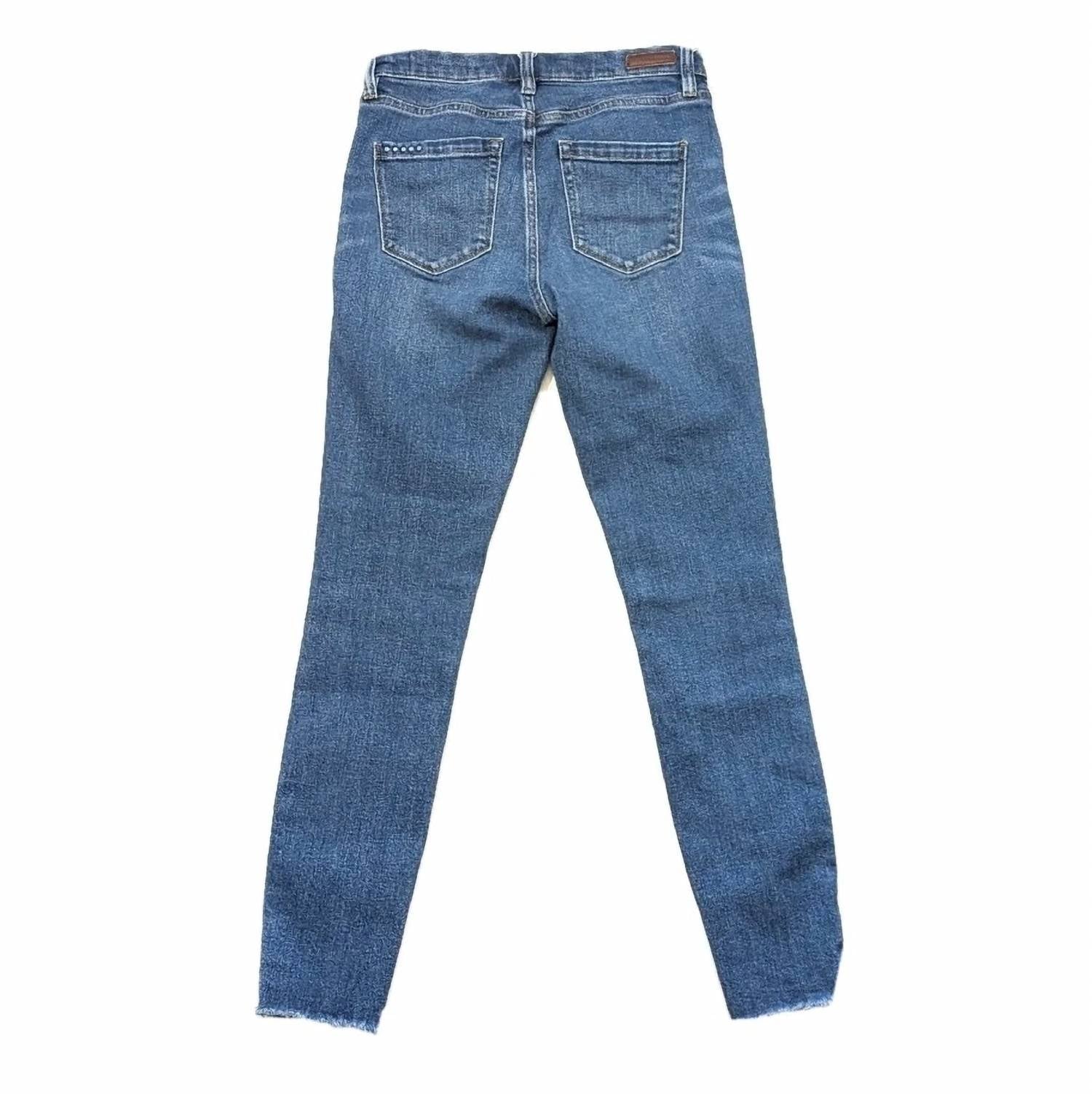 Blanknyc - Women's The Bond Mid Rise Skinny Raw Hem Jeans