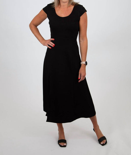 Cozy Casual - Scoop Neck Slit Maxi Dress