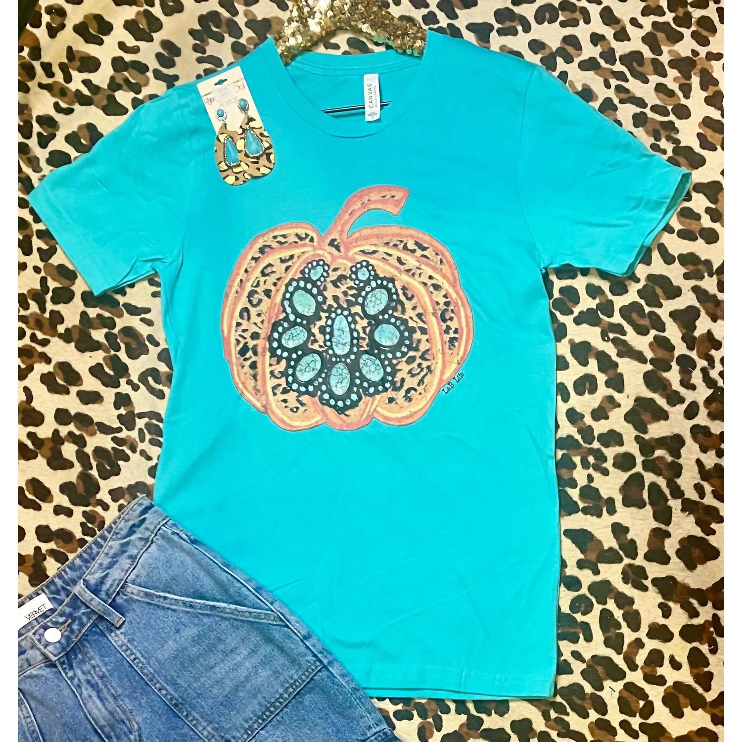 L&B Life - Women's Leopard Pumpkin Graphic Top