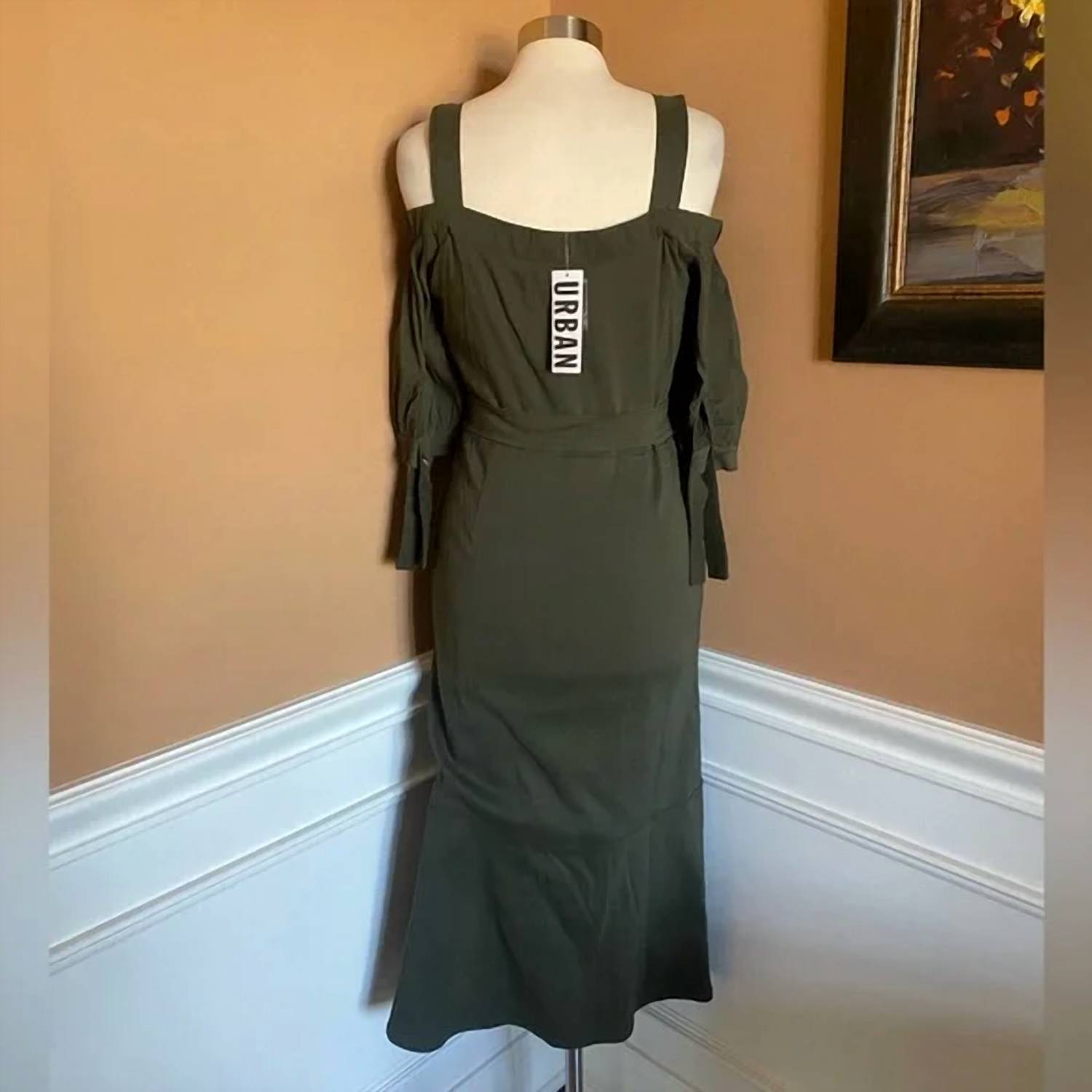 Lucca - Gela Cold Shoulder Midi Dress