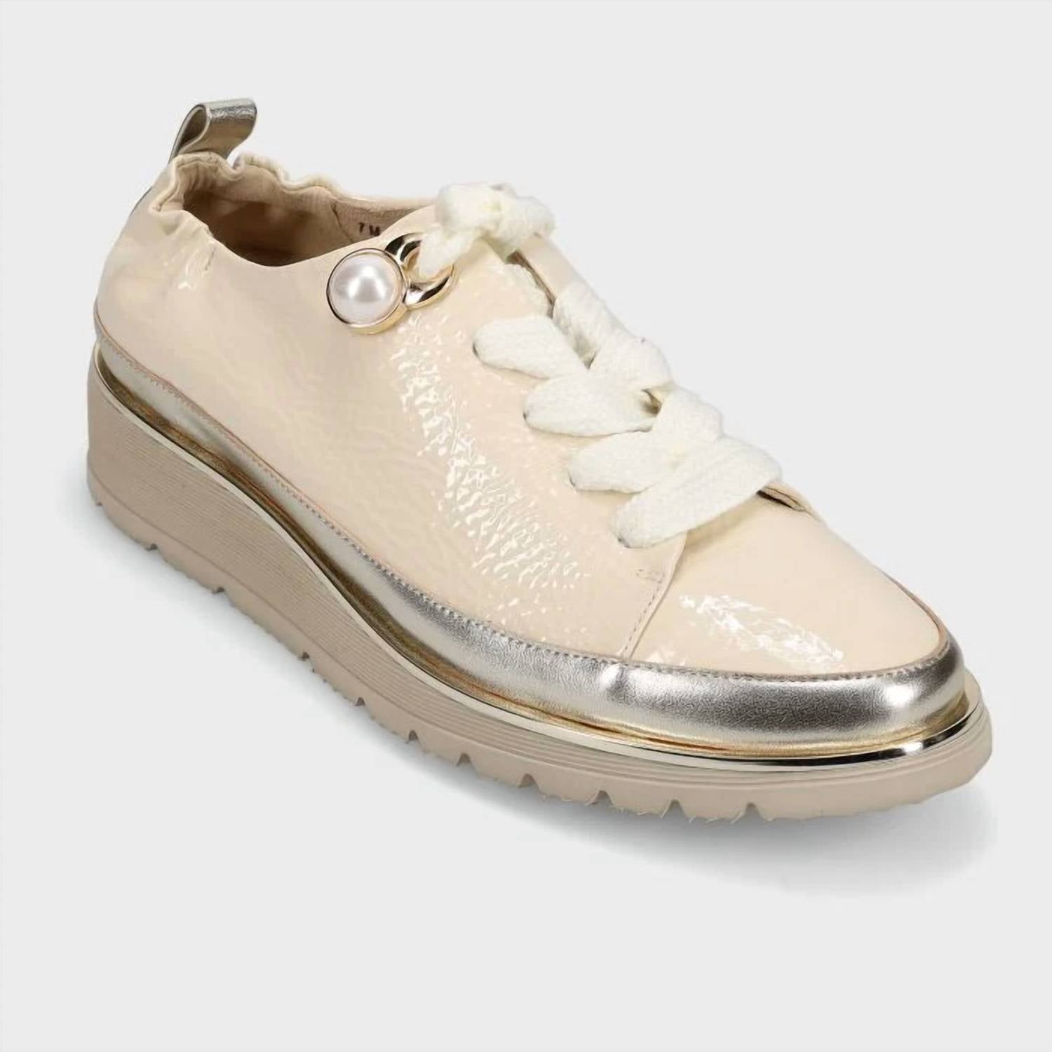 Vaneli - Women's Flash Sneaker