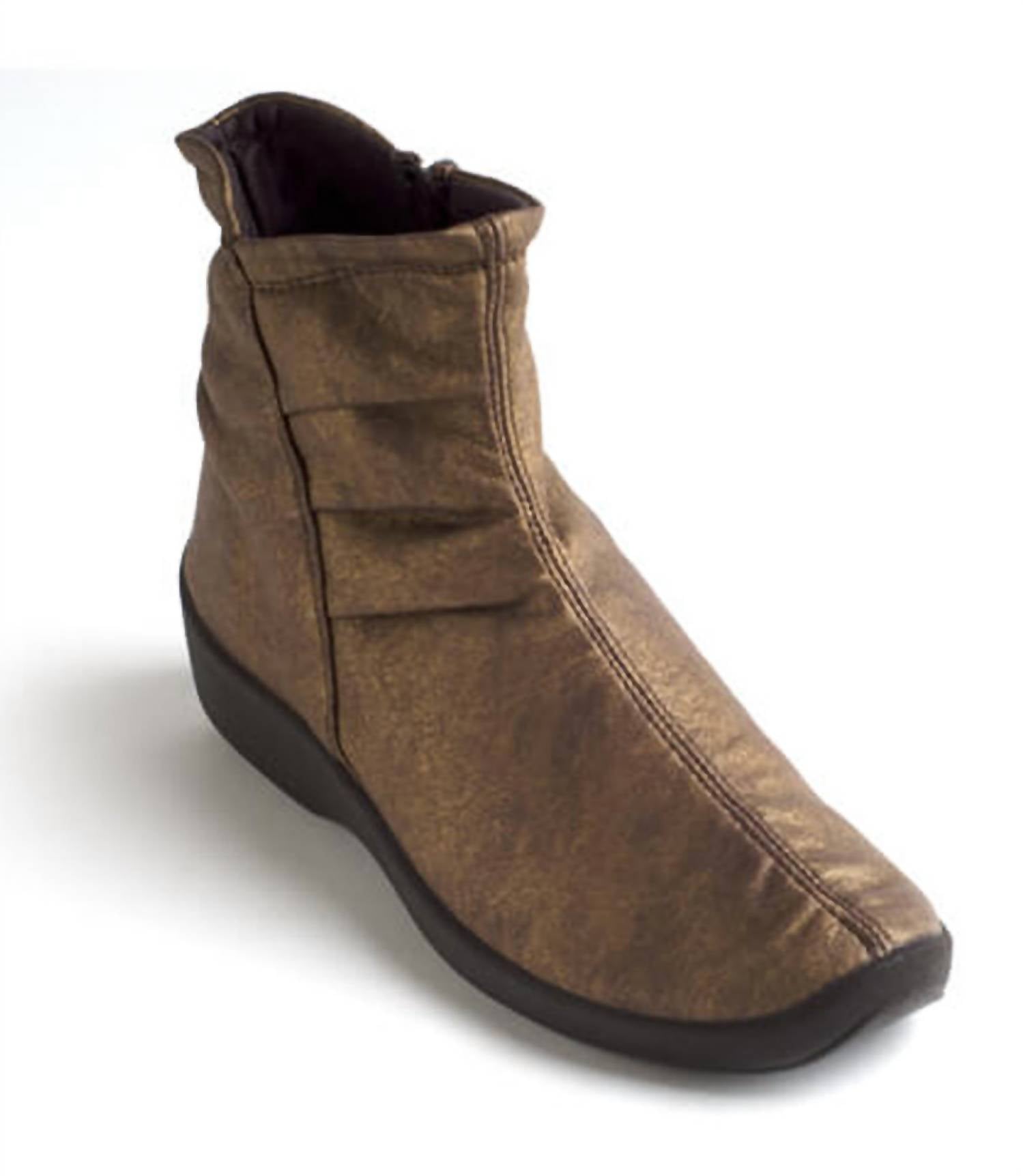 Arcopedico - Women's L19 Boot