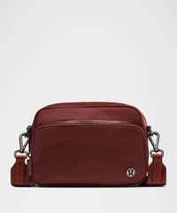 Lululemon - Women's Everywhere Crossbody Bag